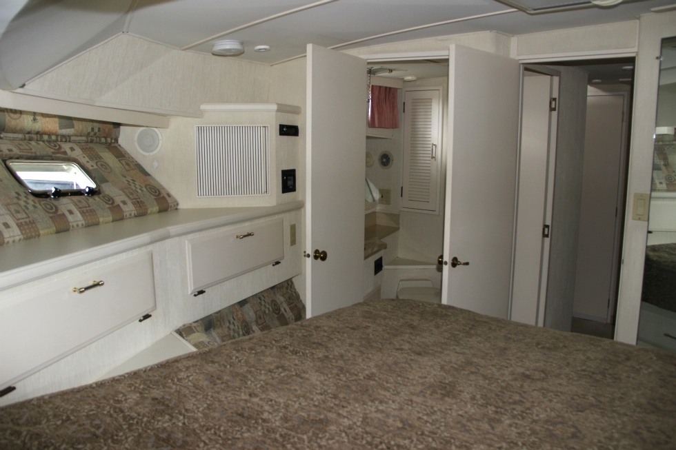 Tollycraft VIP Stateroom 53 Tollycraft Pilot House Motor Yacht  TollyCraft Yacht 